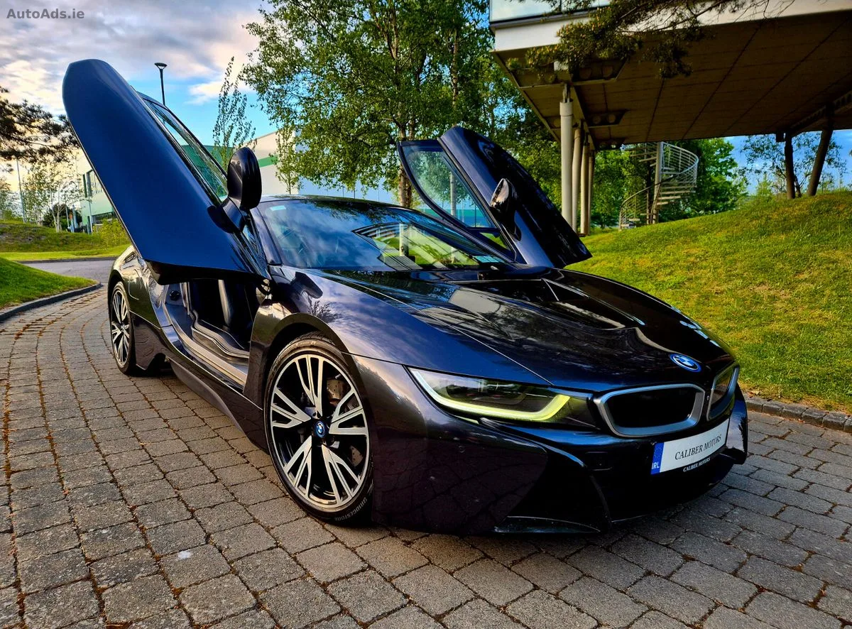 2016 BMW i8