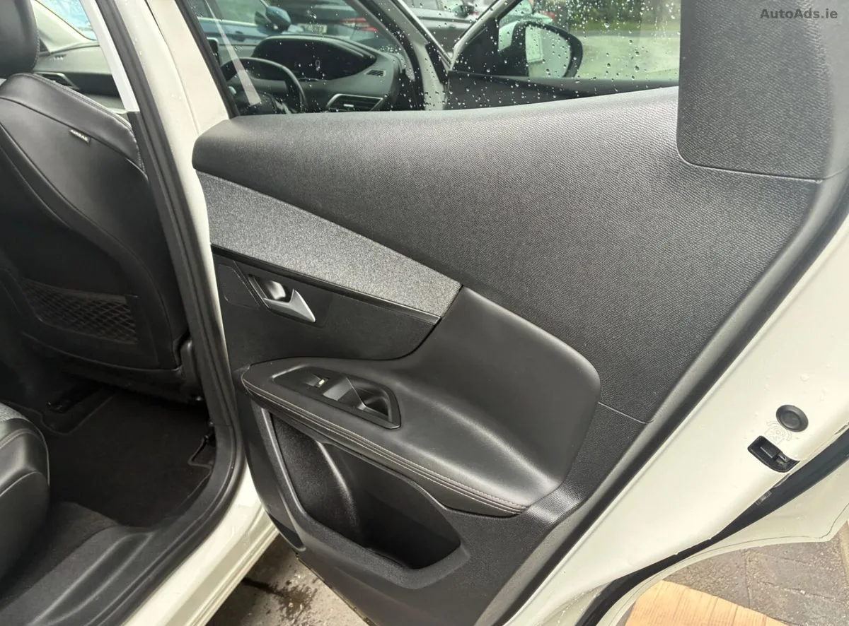 2018 Peugeot 3008 – photo 17