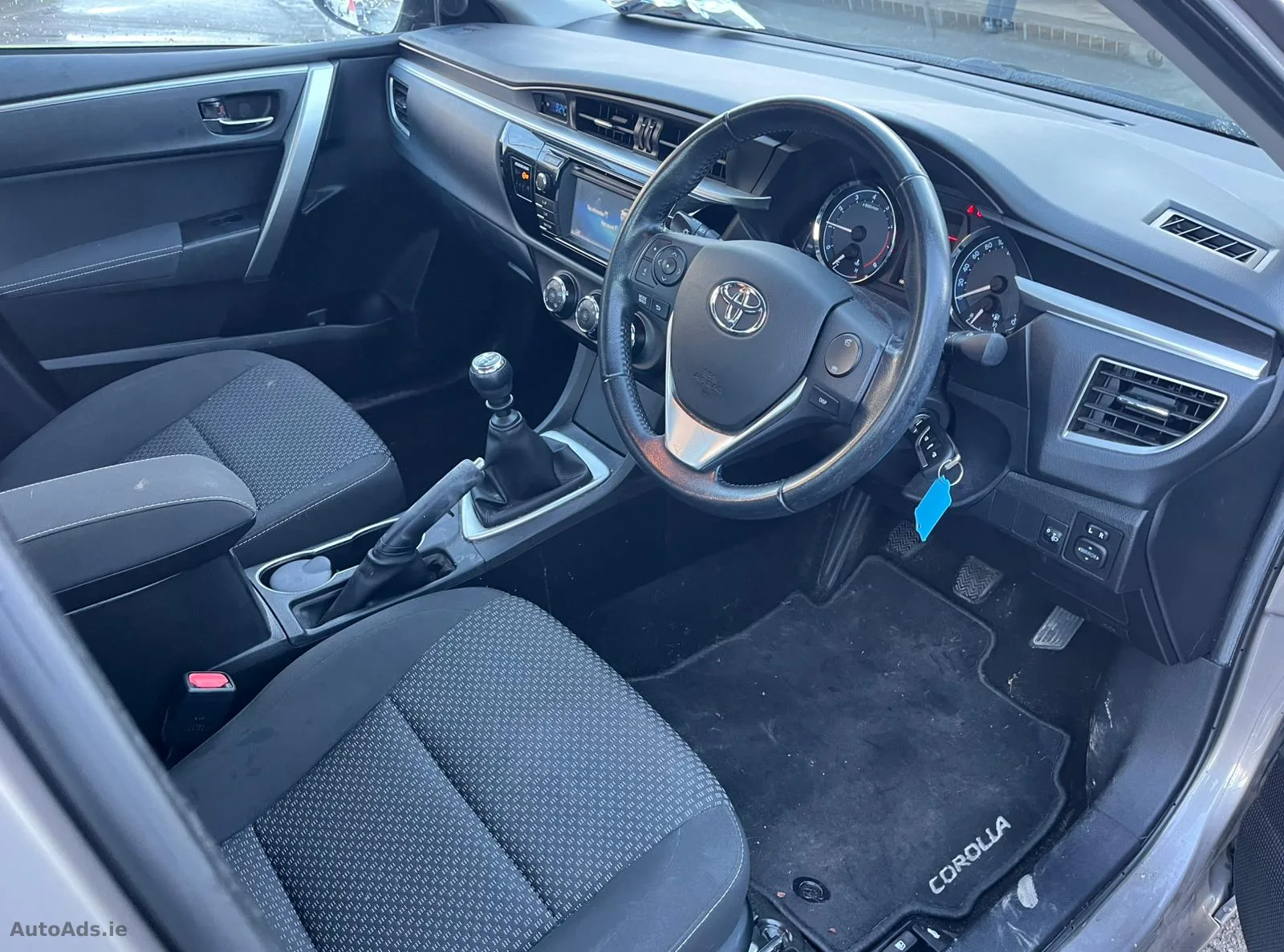 2015 Toyota Corolla – photo 8