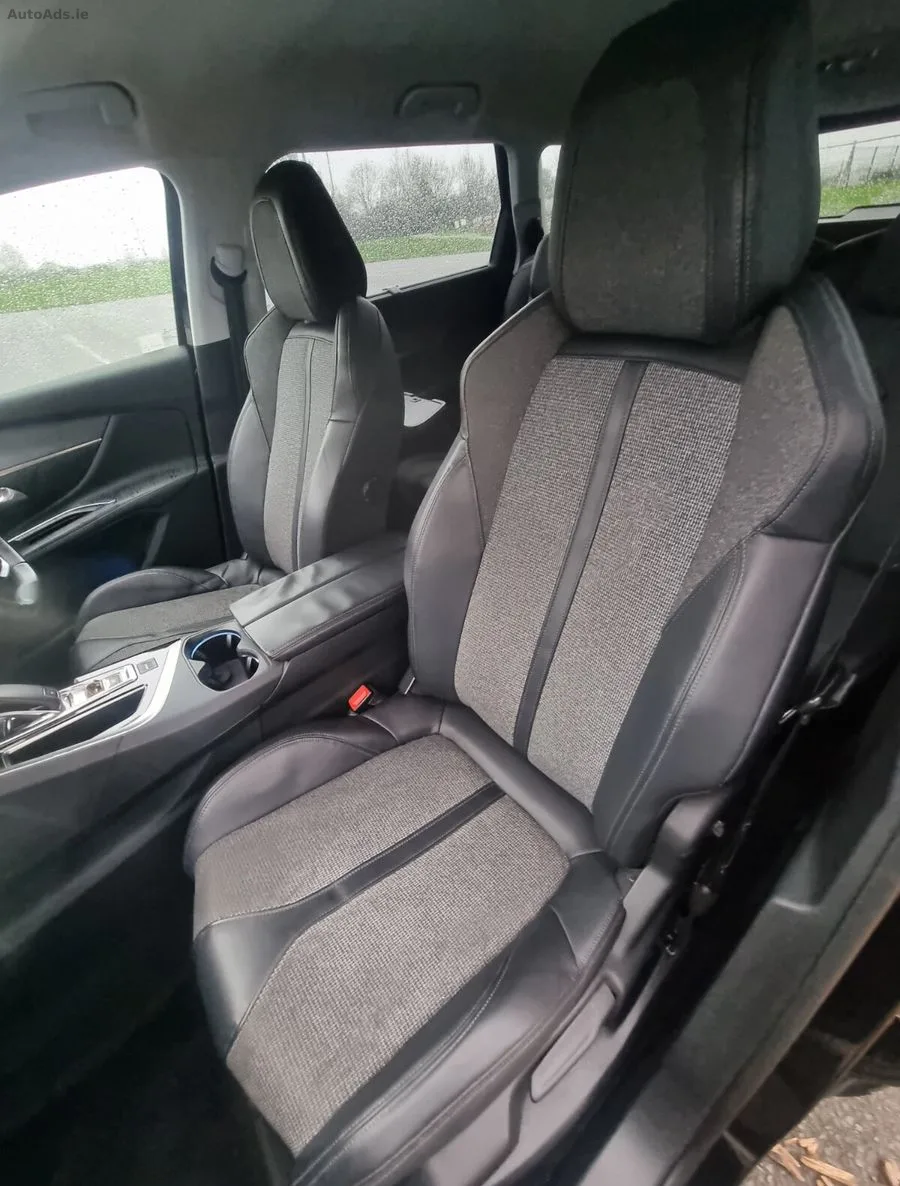2018 Peugeot 5008 – photo 14
