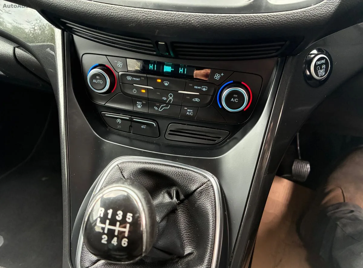 2018 Ford Kuga – photo 11
