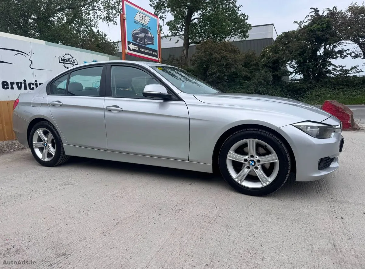 2012 BMW 3-Series – photo 7