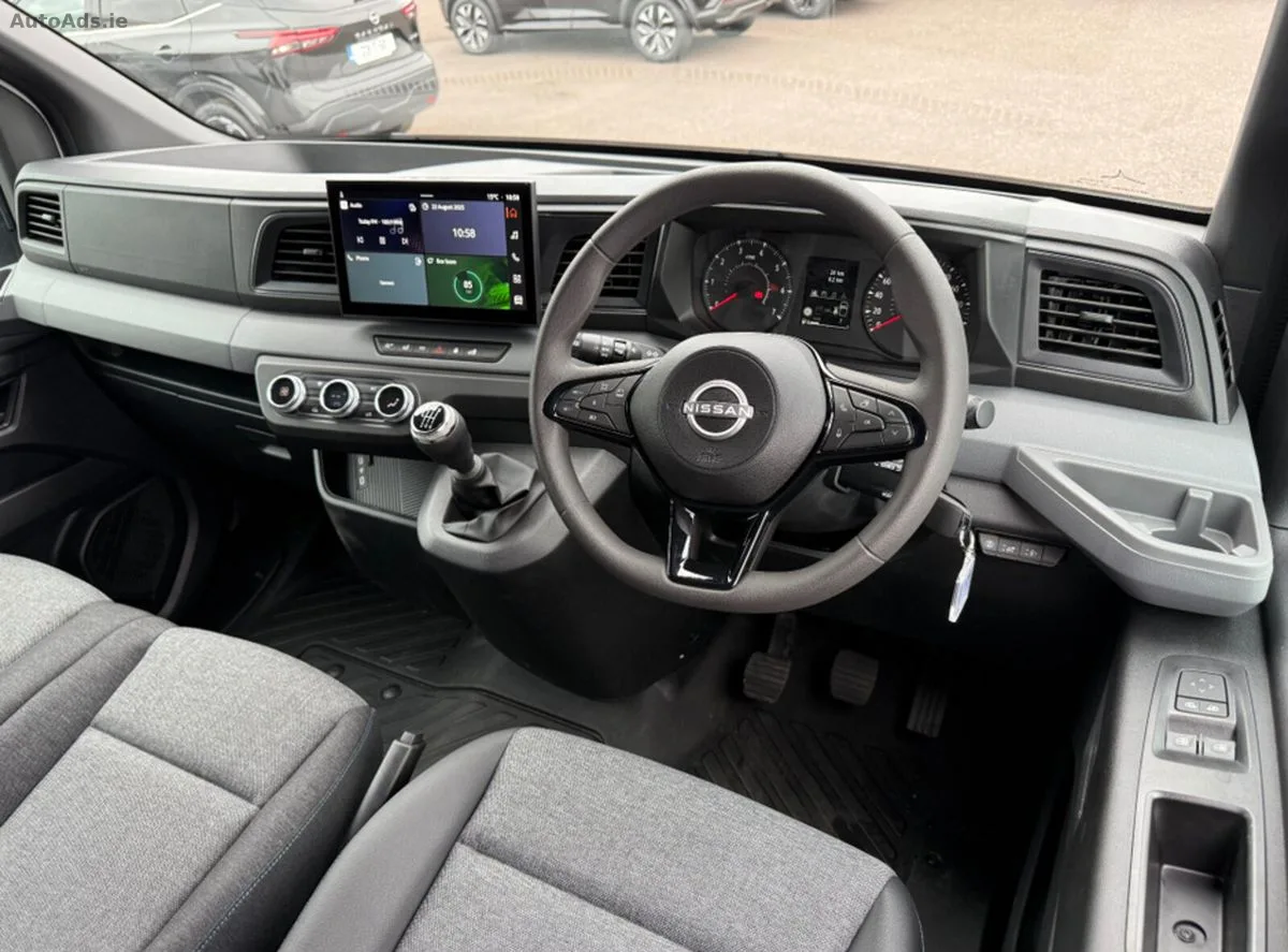 2026 Nissan Interstar – photo 20
