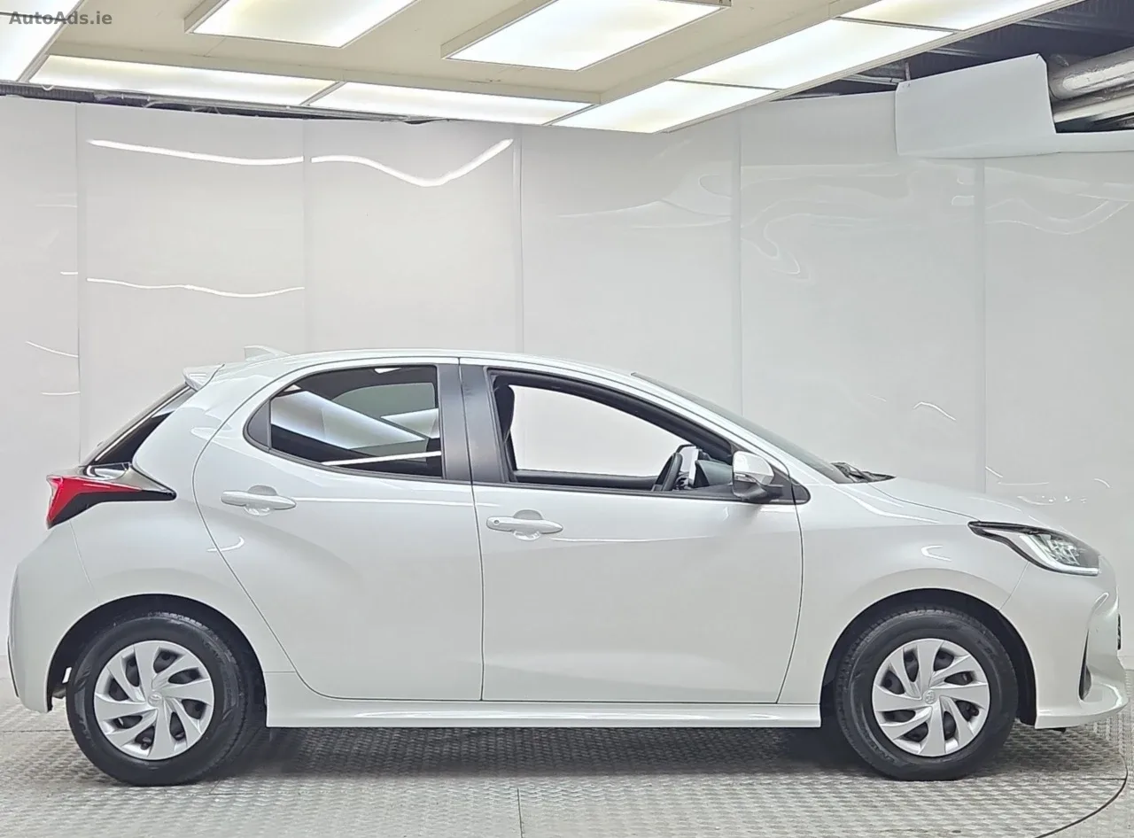 2024 Toyota Yaris – photo 10