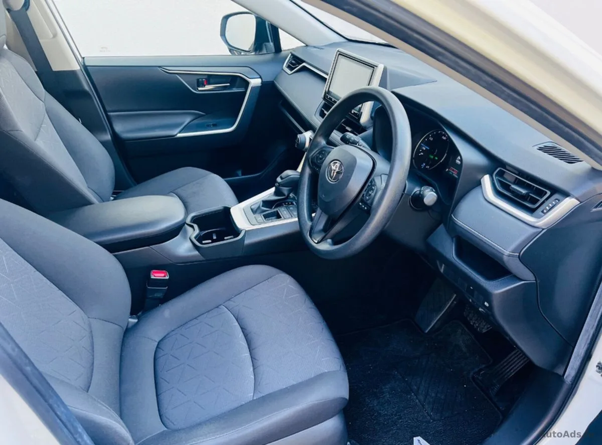 2022 Toyota RAV4 – photo 17
