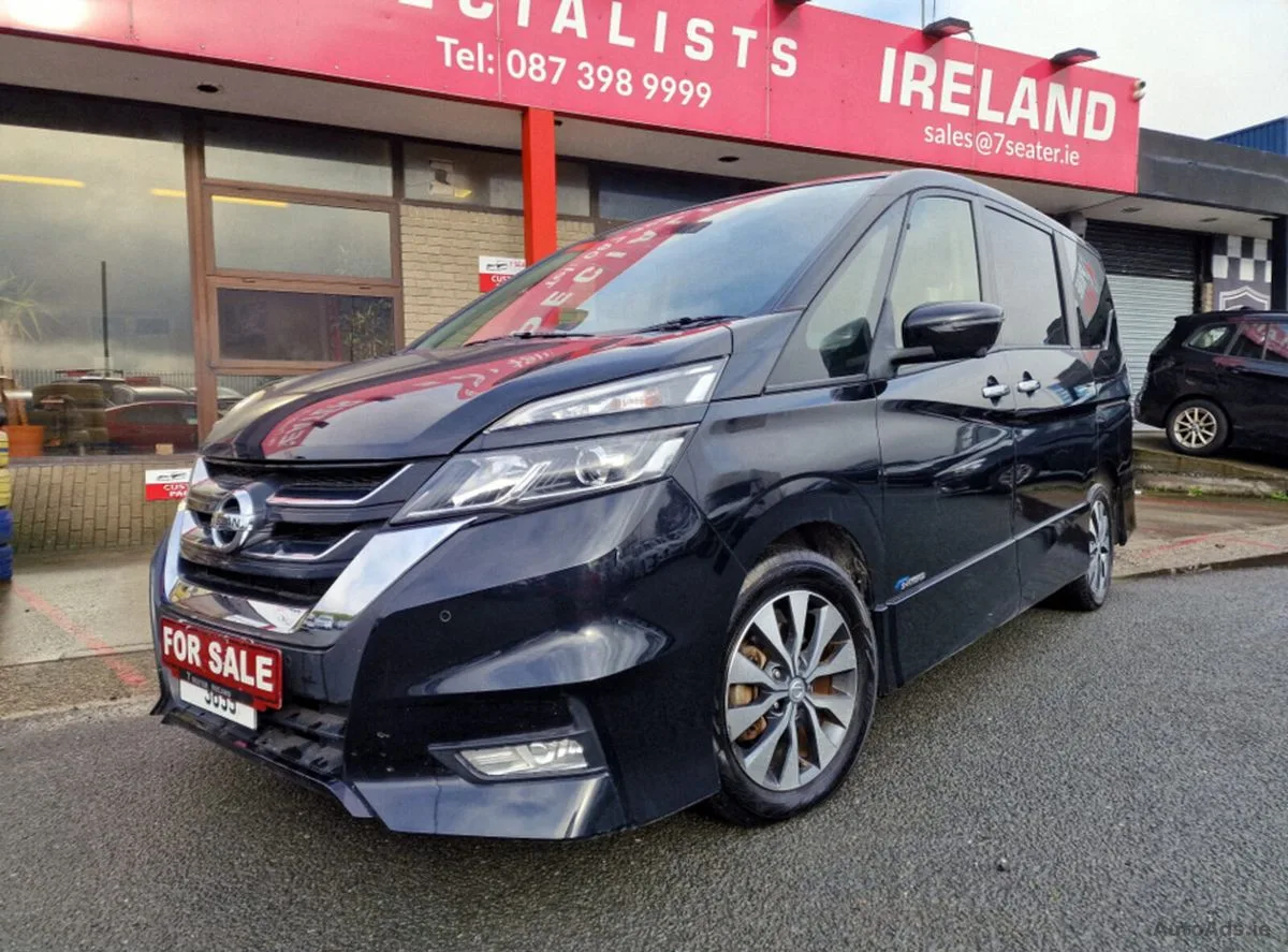 2017 Nissan Serena – photo 4