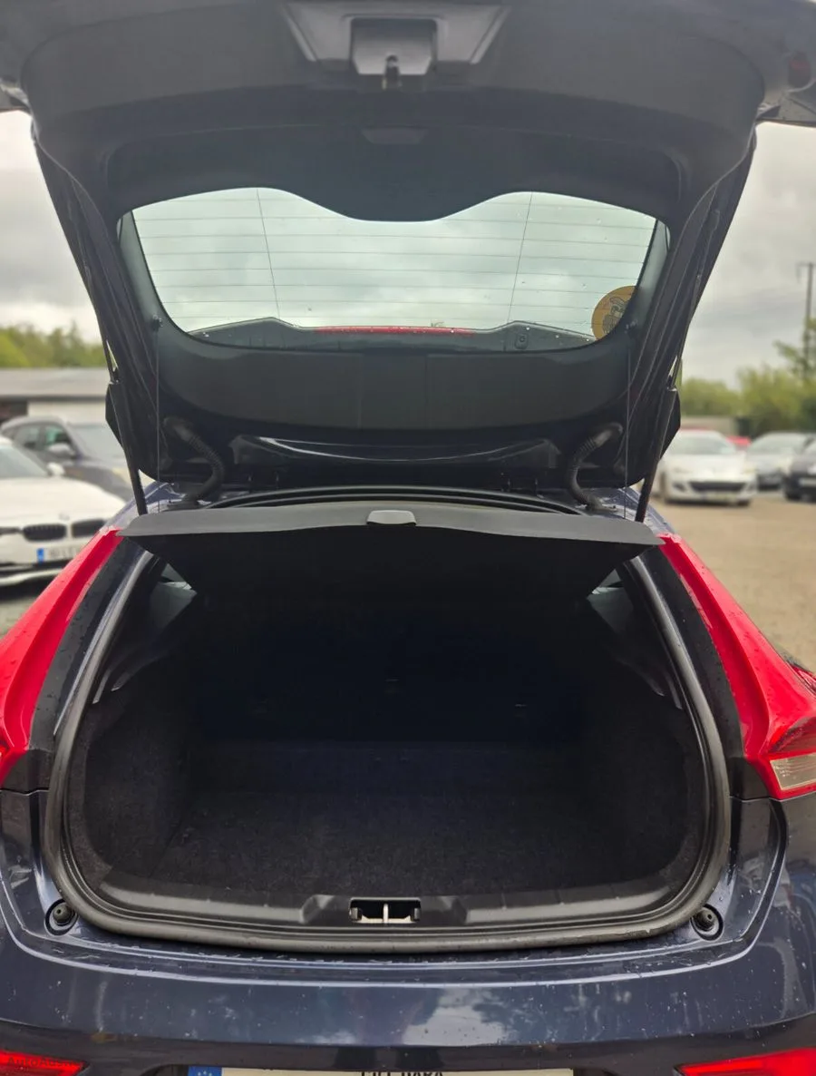 2014 Volvo V40 – photo 18