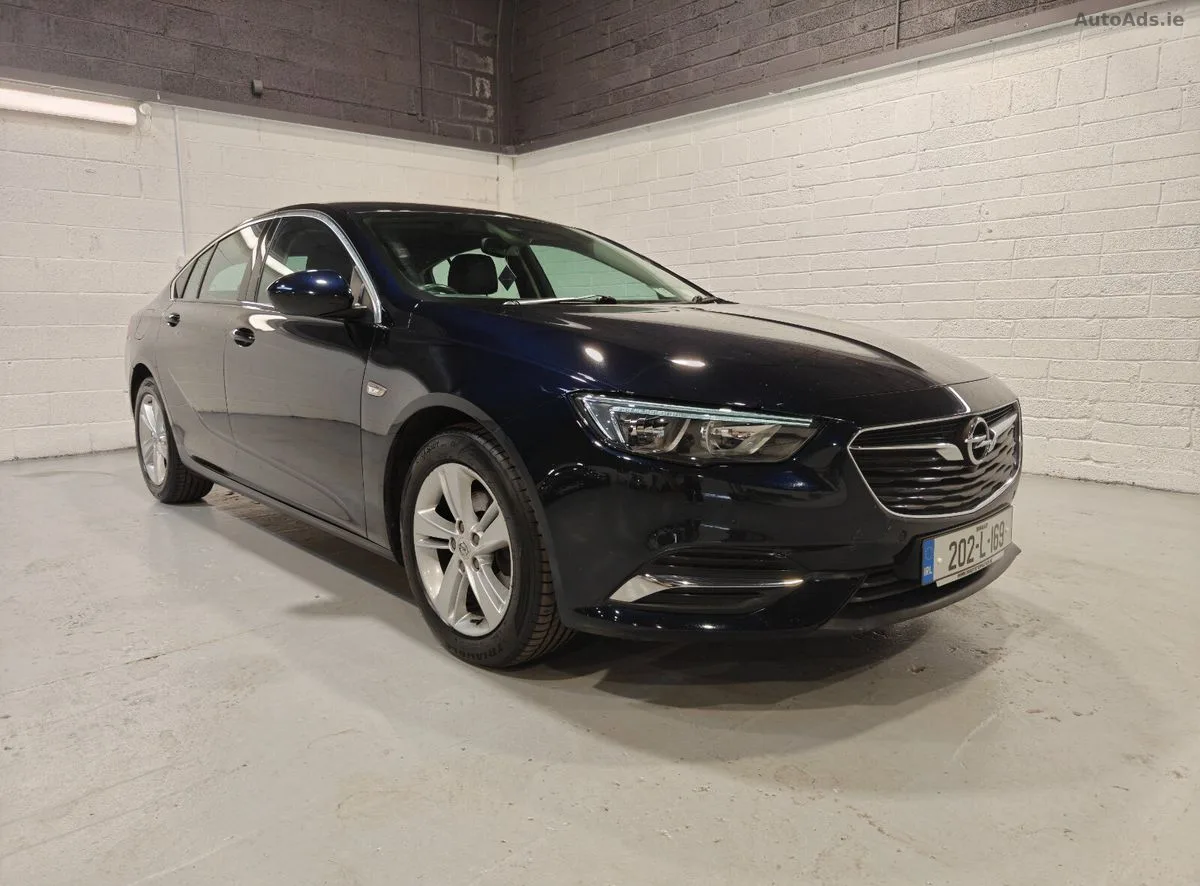 2020 Opel Insignia