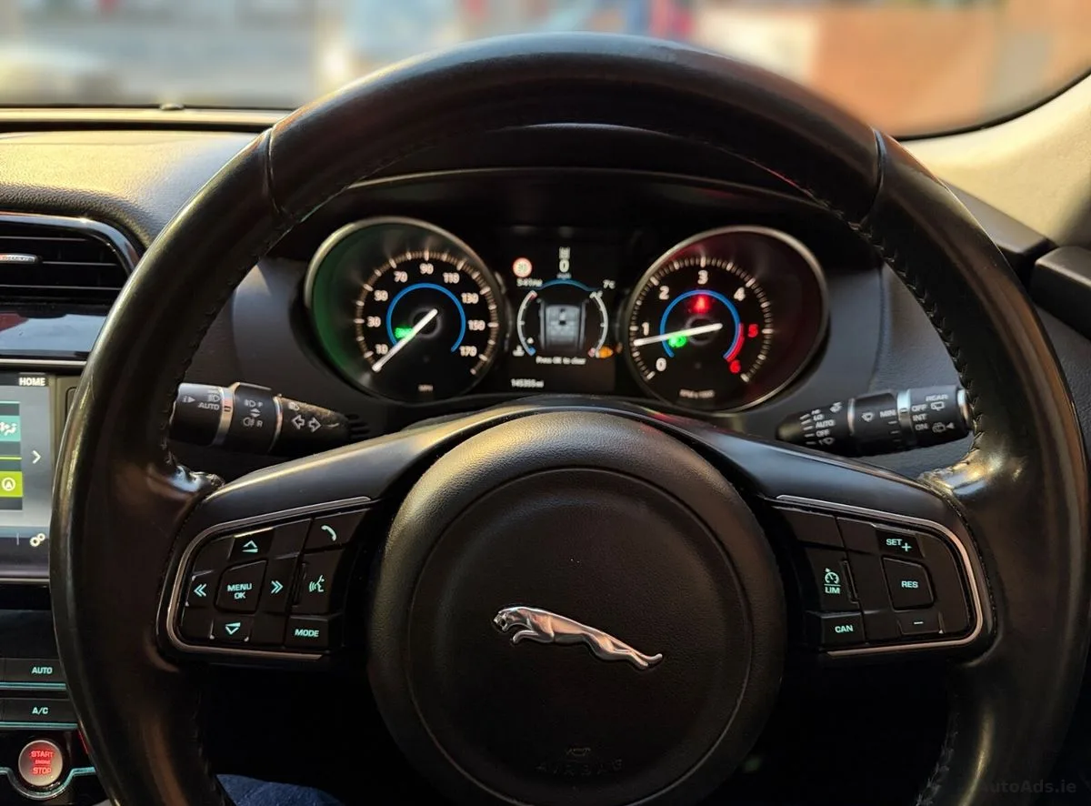 2016 Jaguar F-Pace – photo 11