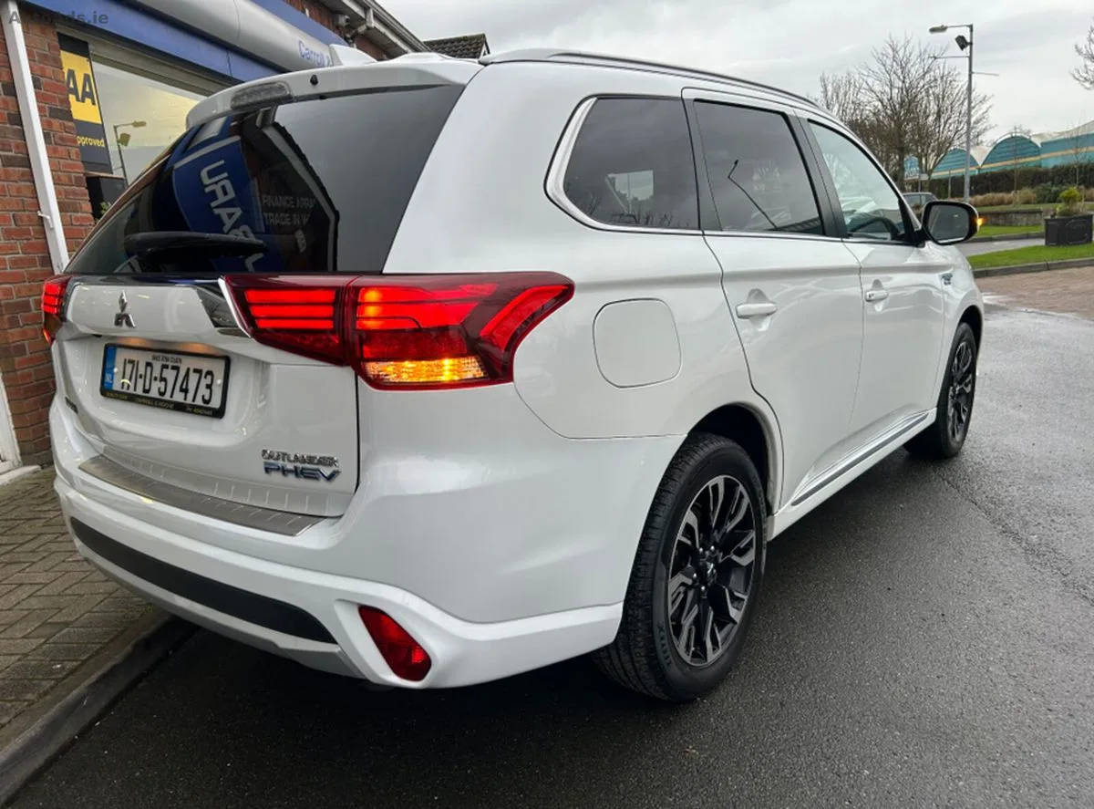 2017 Mitsubishi Outlander – photo 15