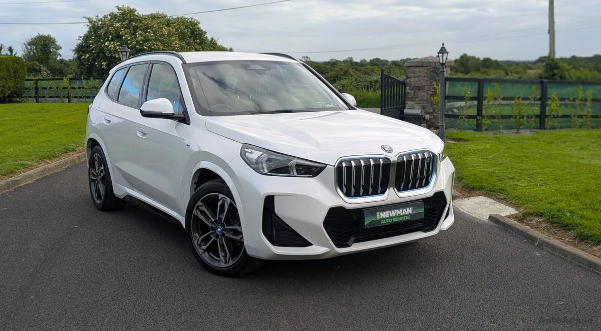 2023 BMW iX1 – photo 2