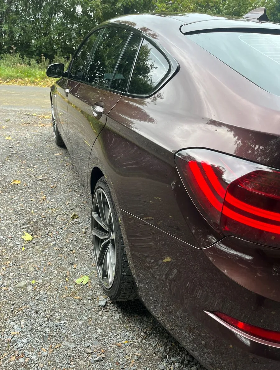 2015 BMW 5-Series – photo 14