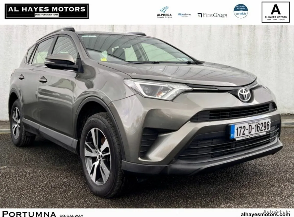 2017 Toyota RAV4 – photo 1