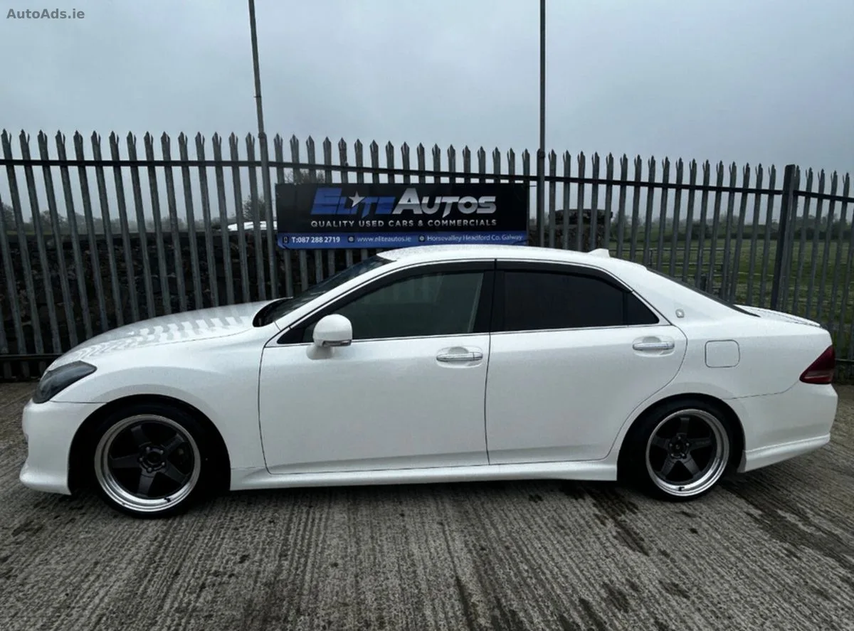 2009 Toyota Crown – photo 9