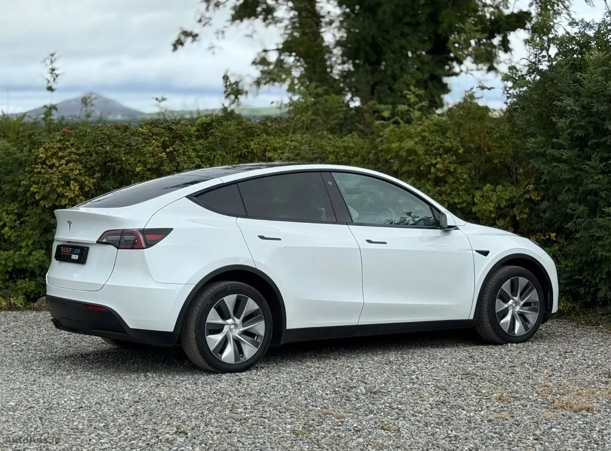 2023 Tesla Model Y – photo 18