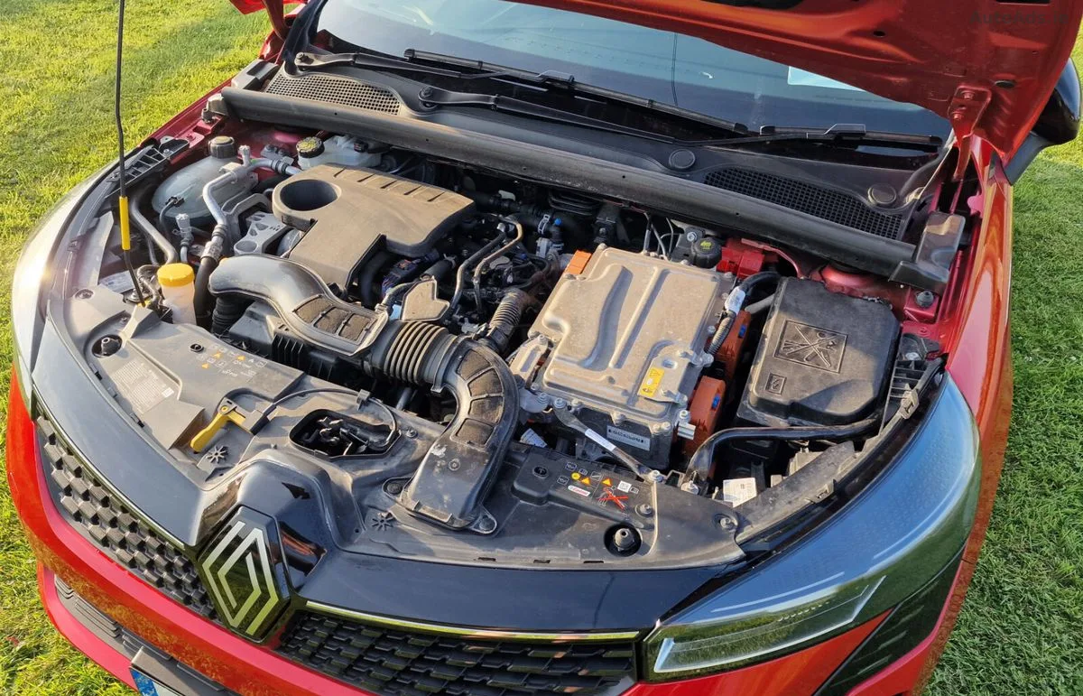 2025 Renault Clio – photo 17