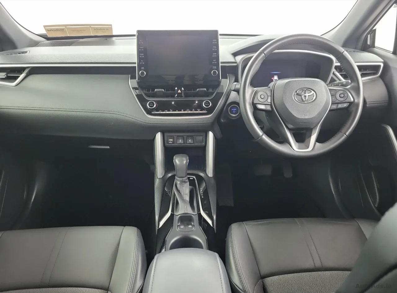 2023 Toyota Corolla Cross – photo 3