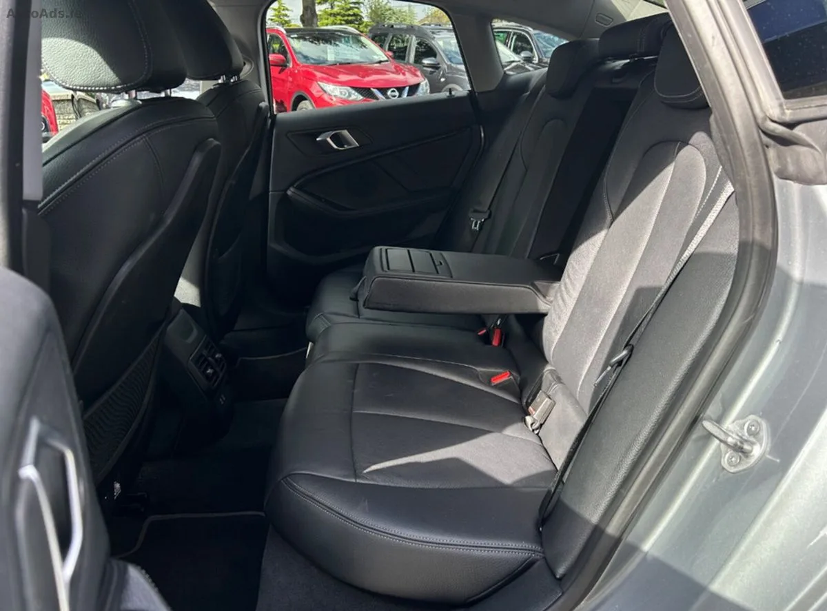2022 BMW 2-Series – photo 13