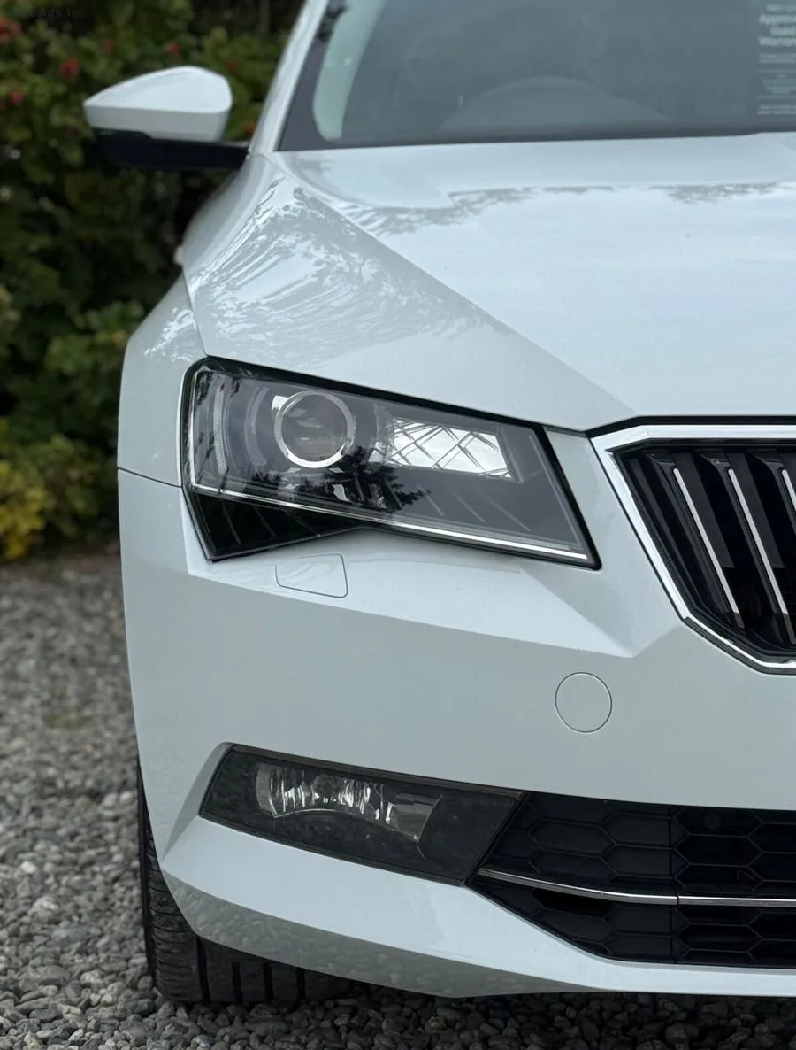 2018 Skoda Superb – photo 6