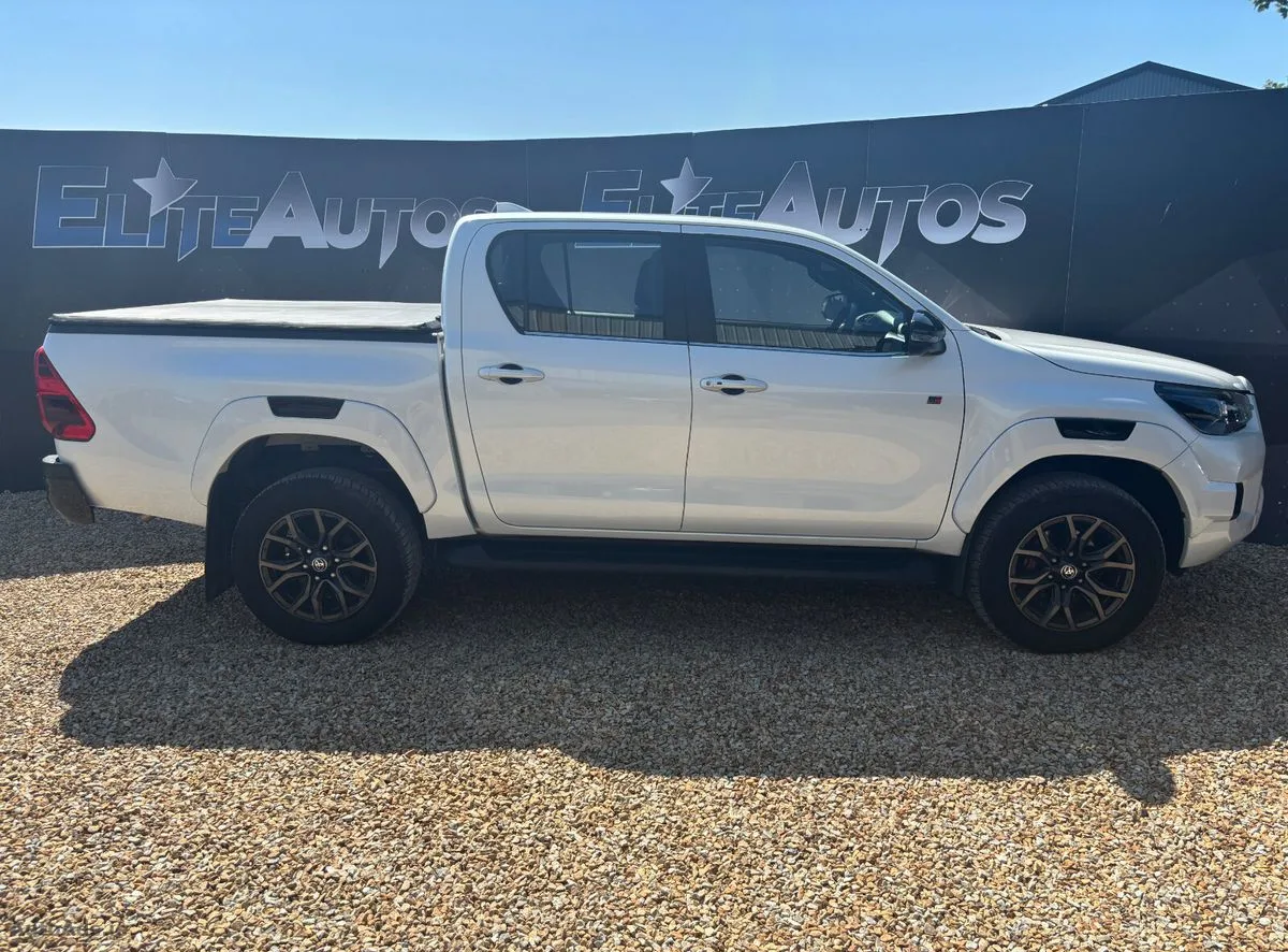 2024 Toyota Hilux – photo 7