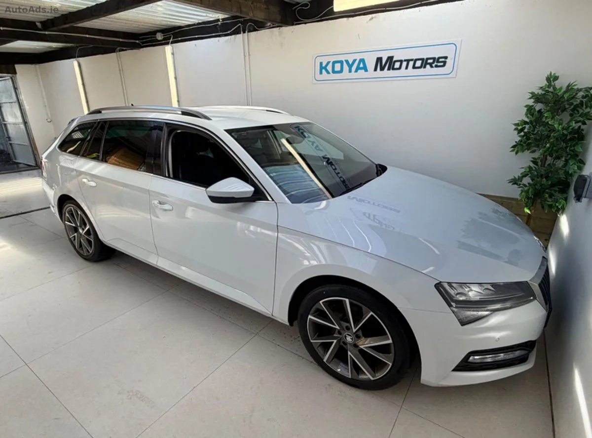 2022 Skoda Superb – photo 16