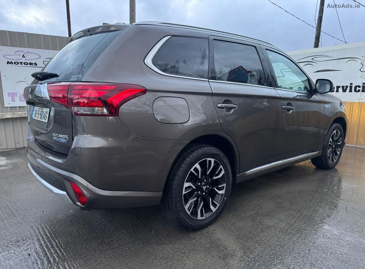 2016 Mitsubishi Outlander – photo 13