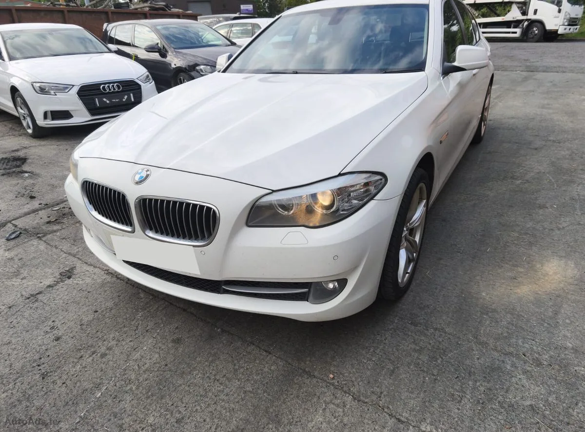 2013 BMW 5 SERIES 520D F10 FOR BREAKING!