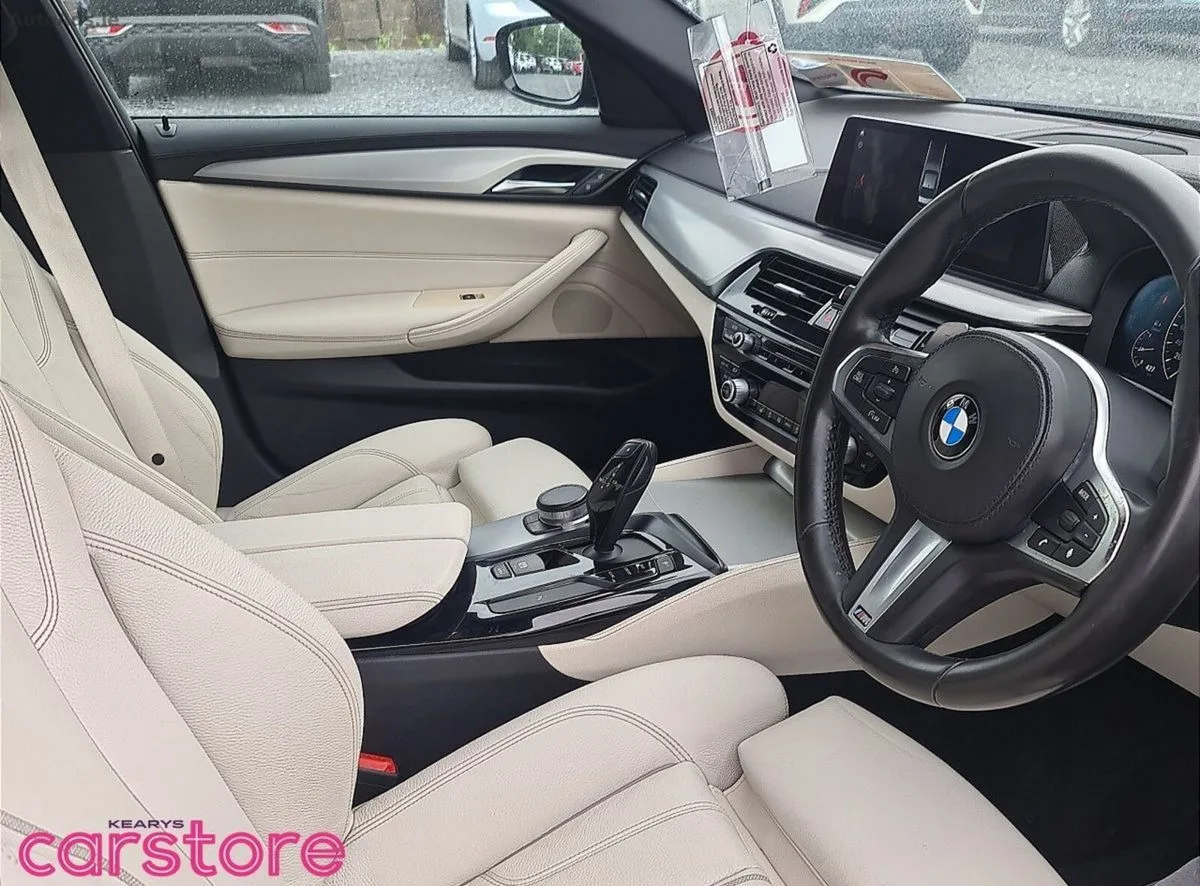 2019 BMW 5-Series – photo 12
