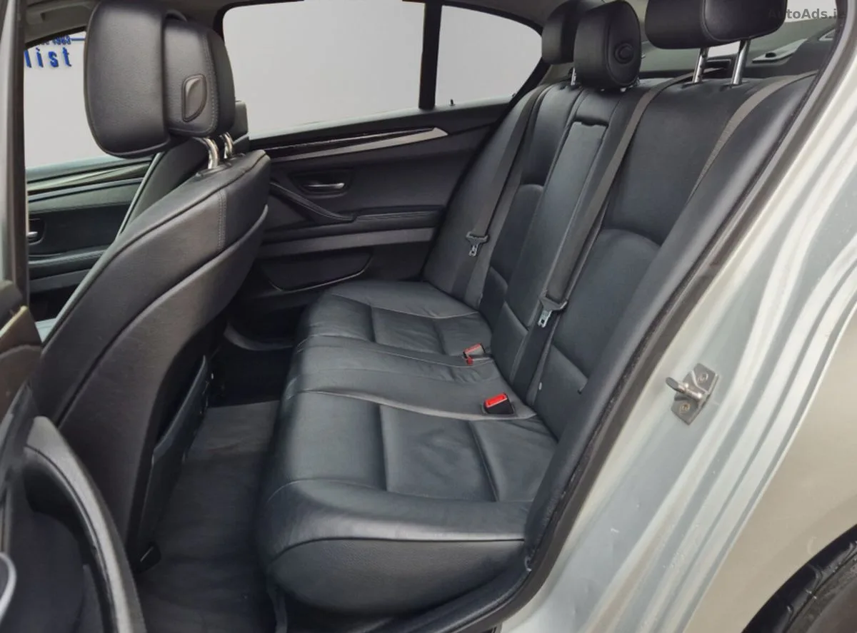 2010 BMW 5-Series – photo 14