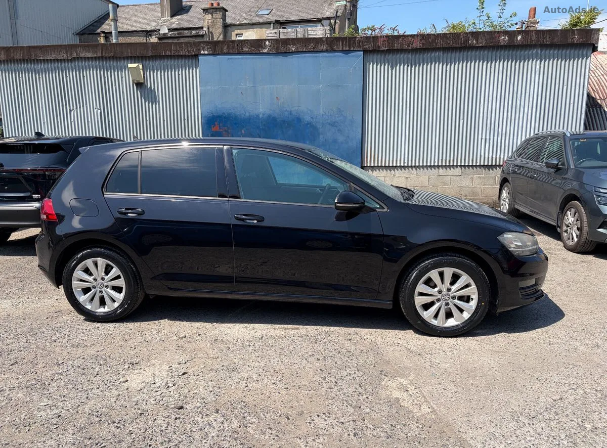 2015 Volkswagen Golf – photo 2