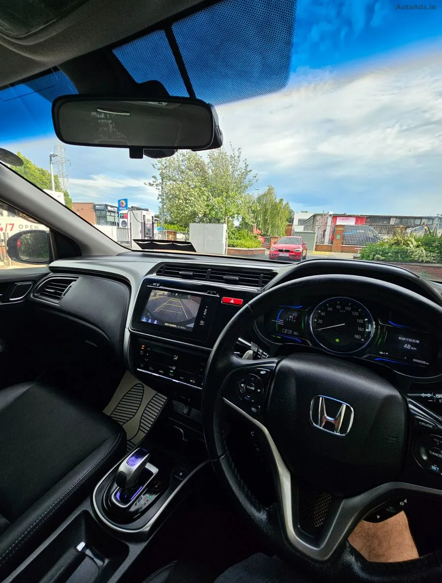 2015 Honda Grace – photo 17
