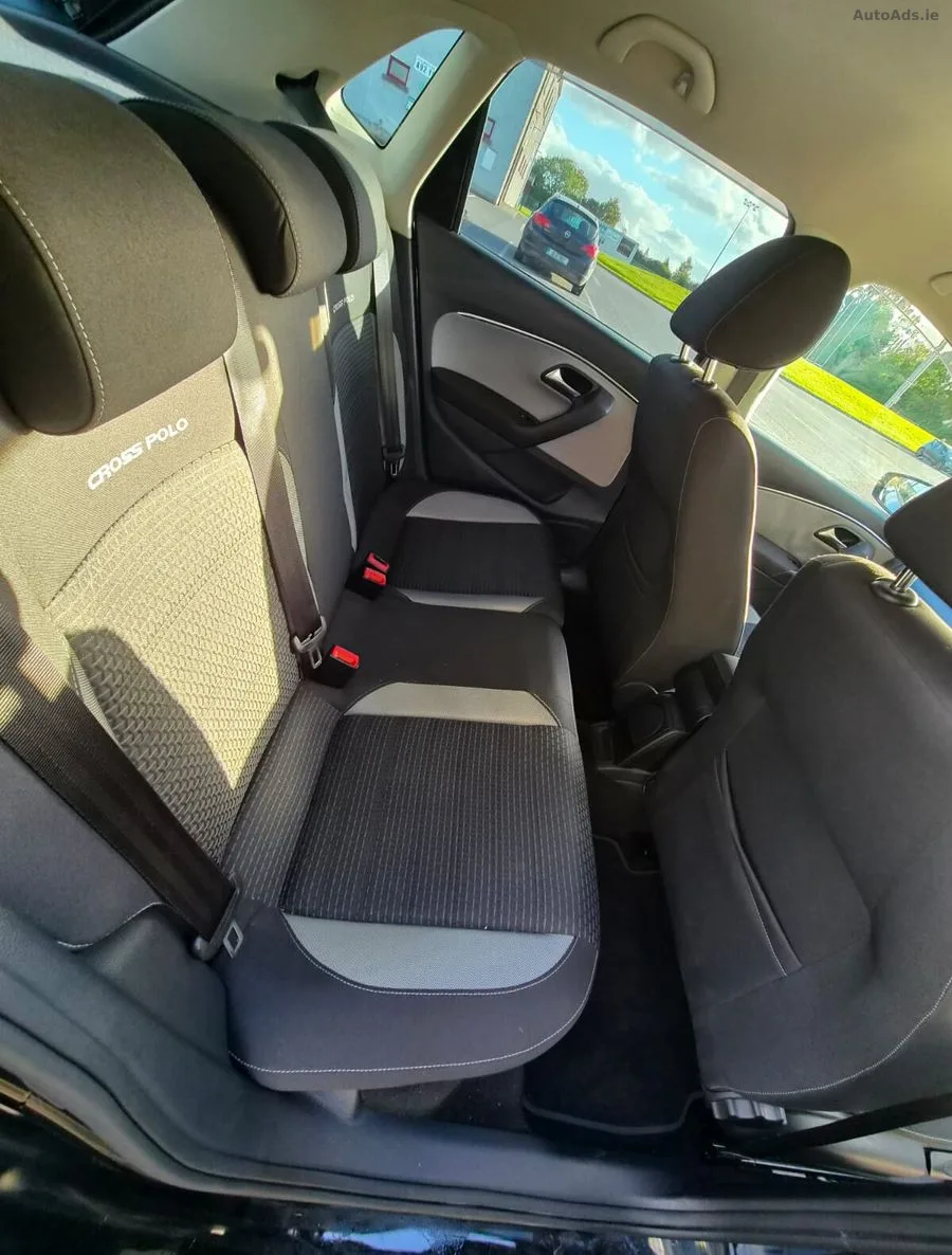2015 Volkswagen Polo – photo 13