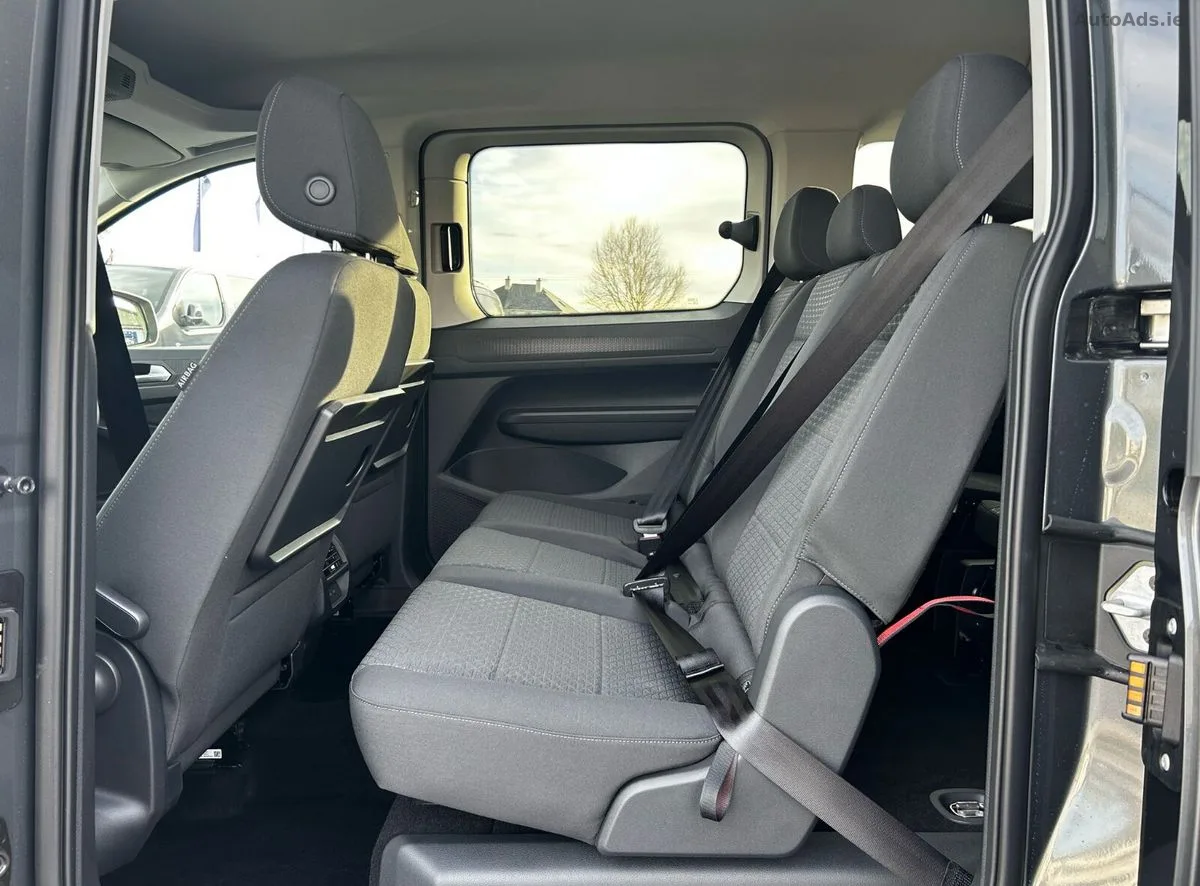 2026 Ford Tourneo Connect – photo 14