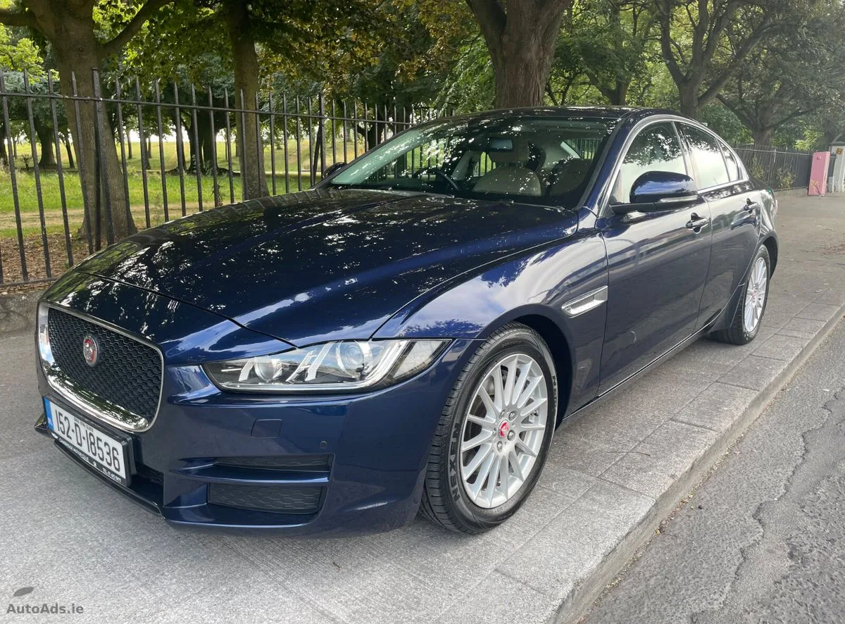 2015 Jaguar XE – photo 3