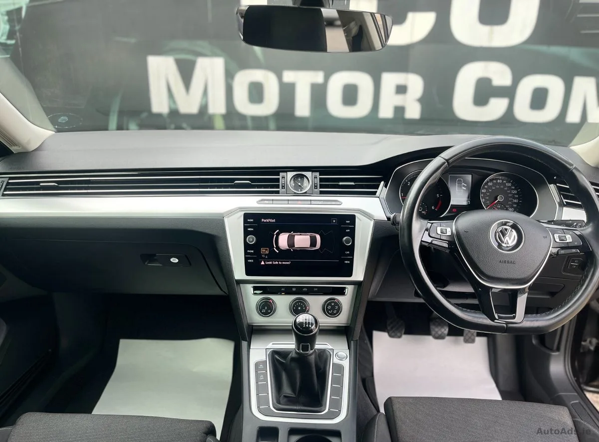 2018 Volkswagen Passat – photo 8