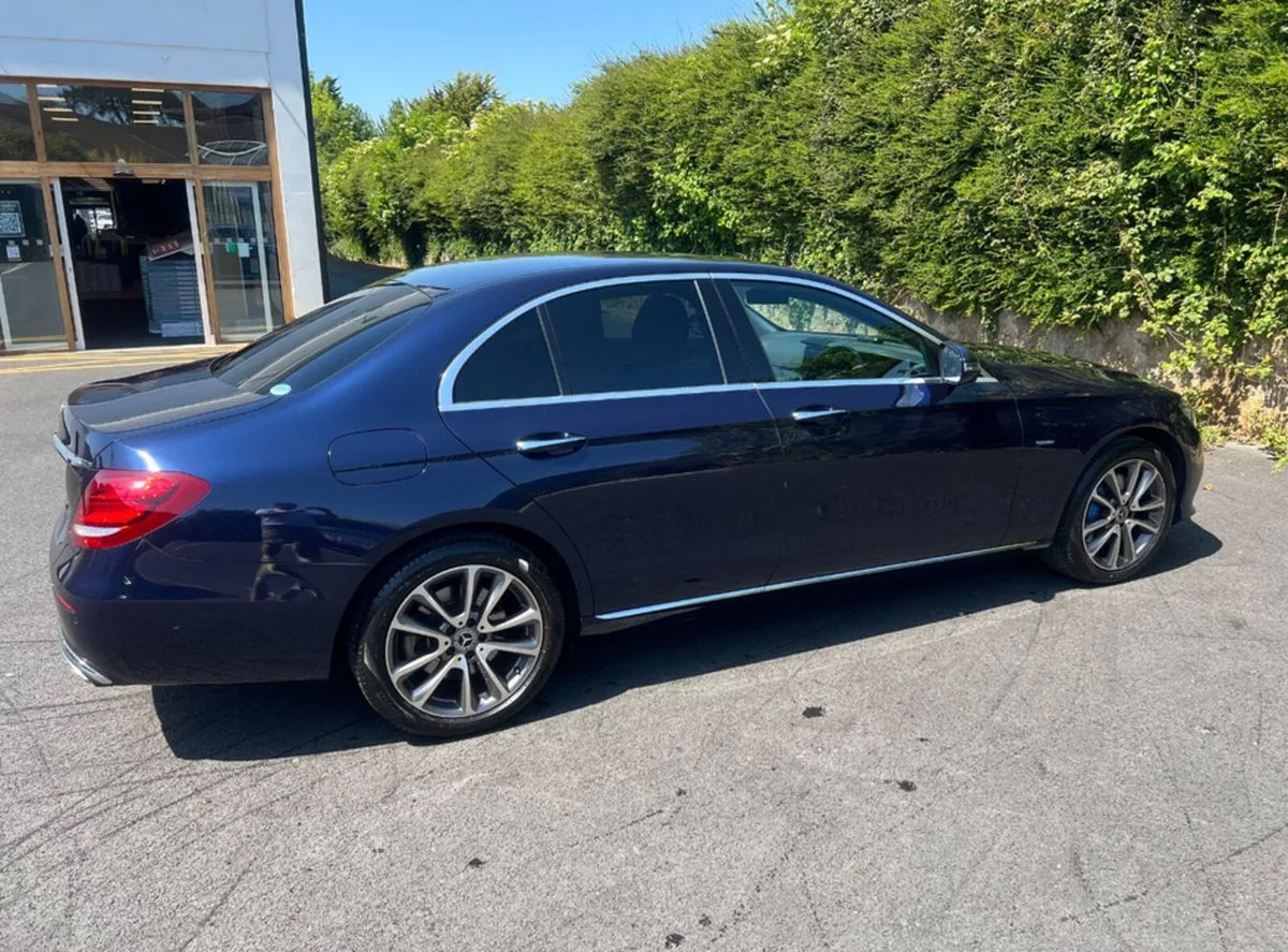 2017 Mercedes-Benz E-Class – photo 11
