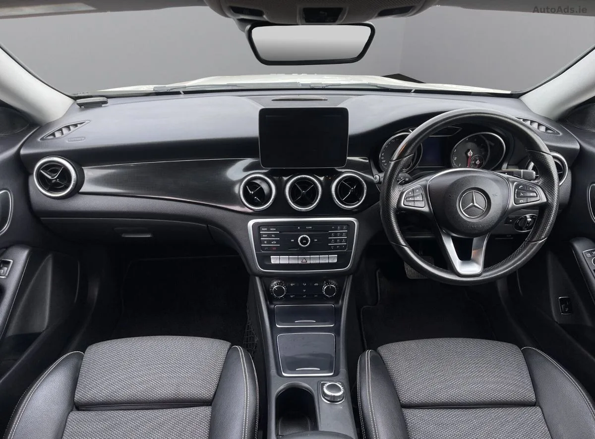2017 Mercedes-Benz CLA – photo 14