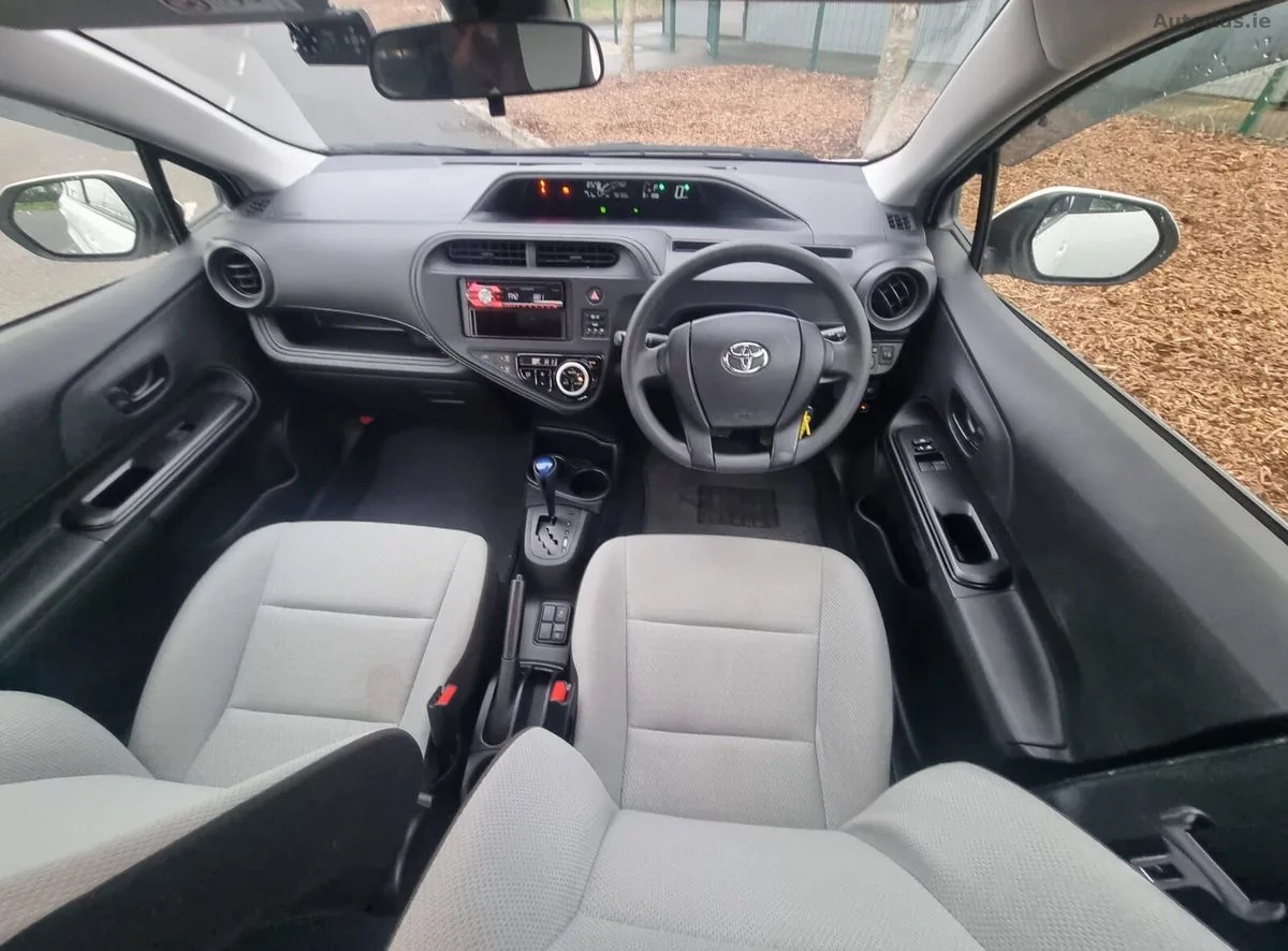 2020 Toyota Aqua – photo 17