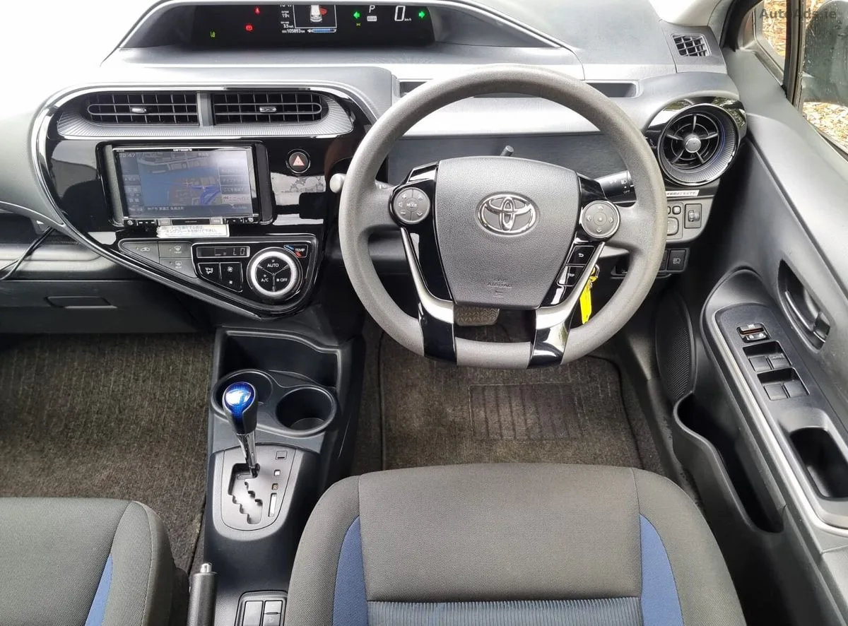 2019 Toyota Aqua – photo 14