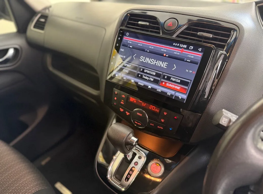 2015 Nissan Serena – photo 10