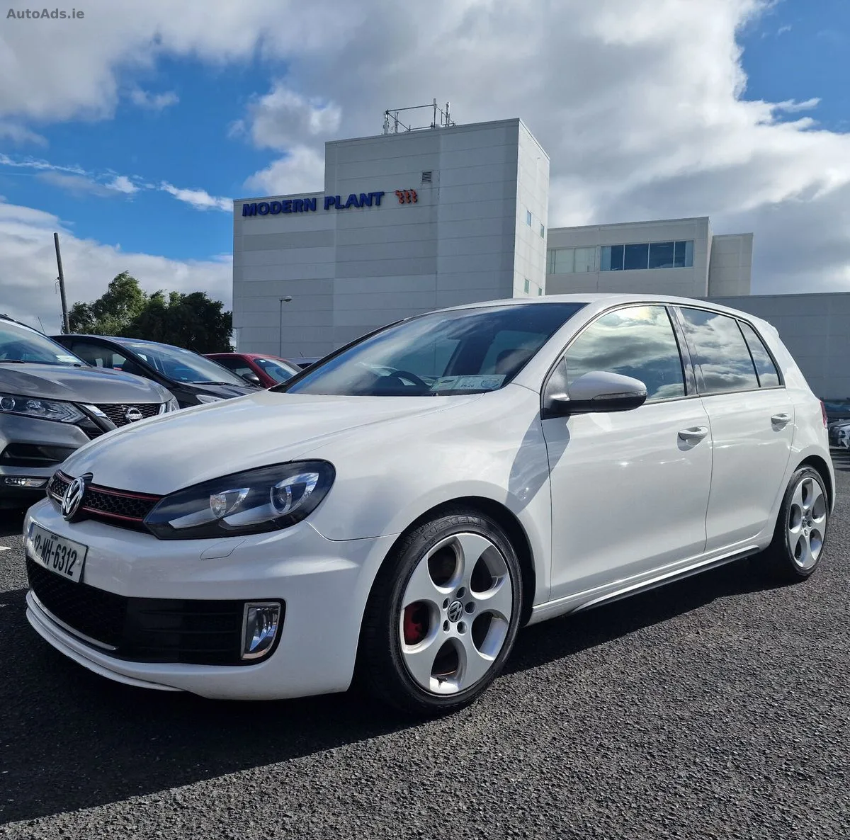 2012 Volkswagen Golf – photo 1