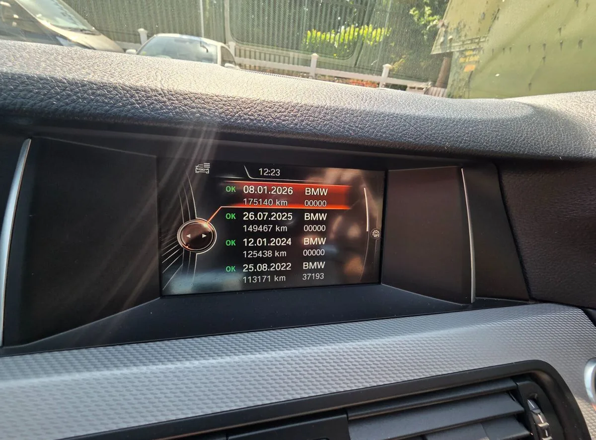 2017 BMW 5-Series – photo 16