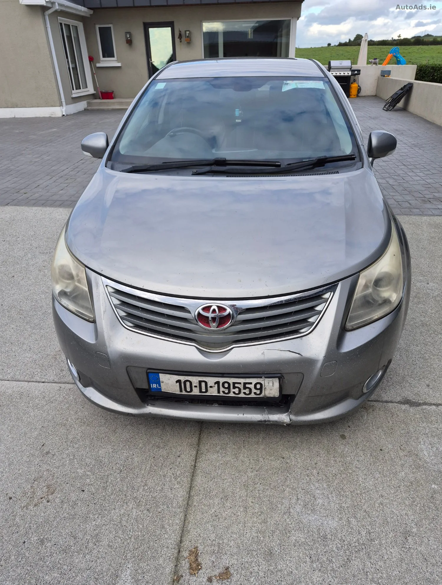 2010 Toyota Avensis – photo 2