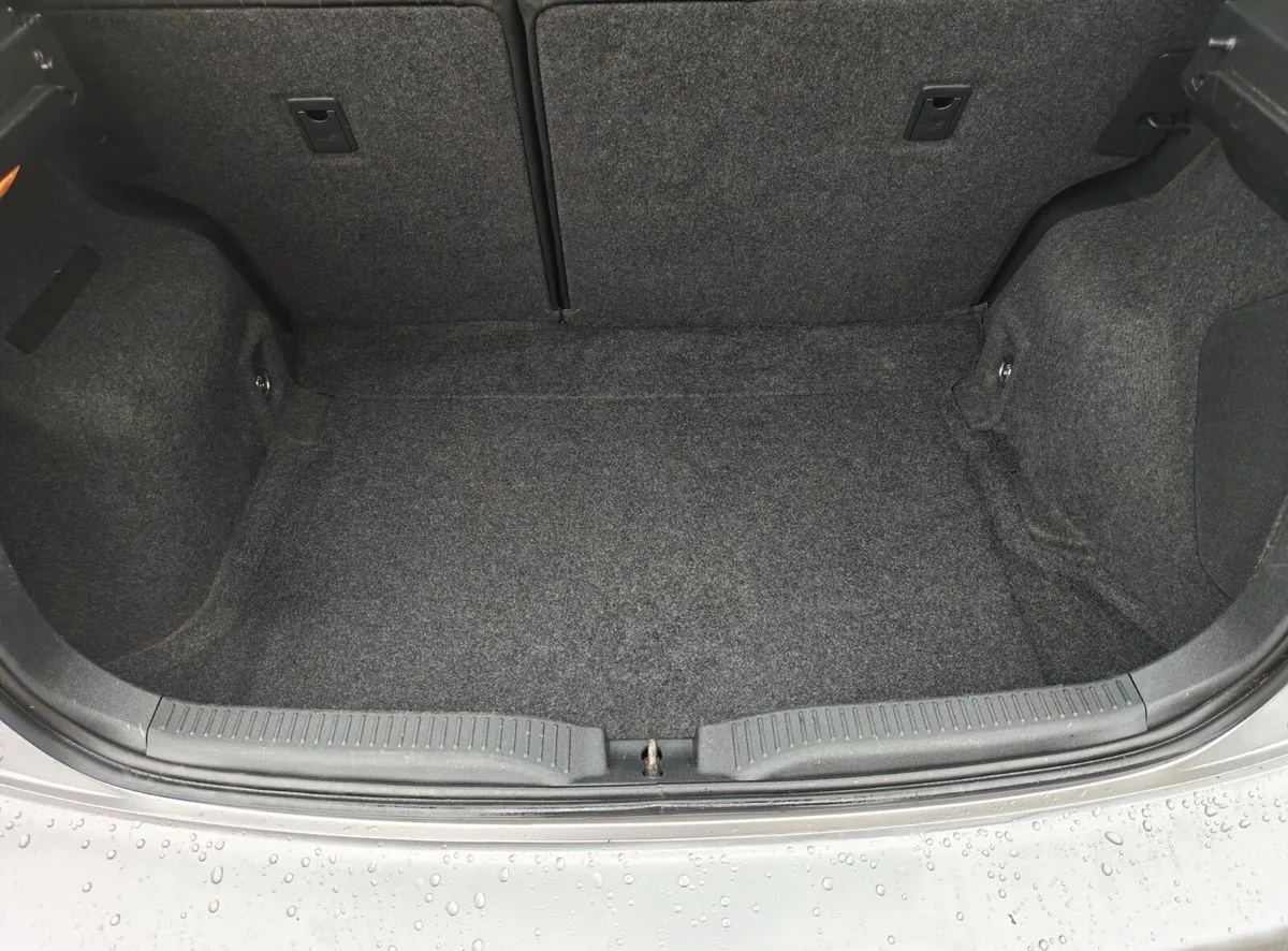 2011 Toyota Auris – photo 16