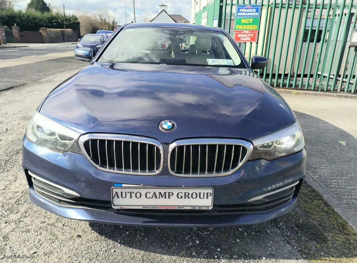 2017 BMW 5-Series – photo 2