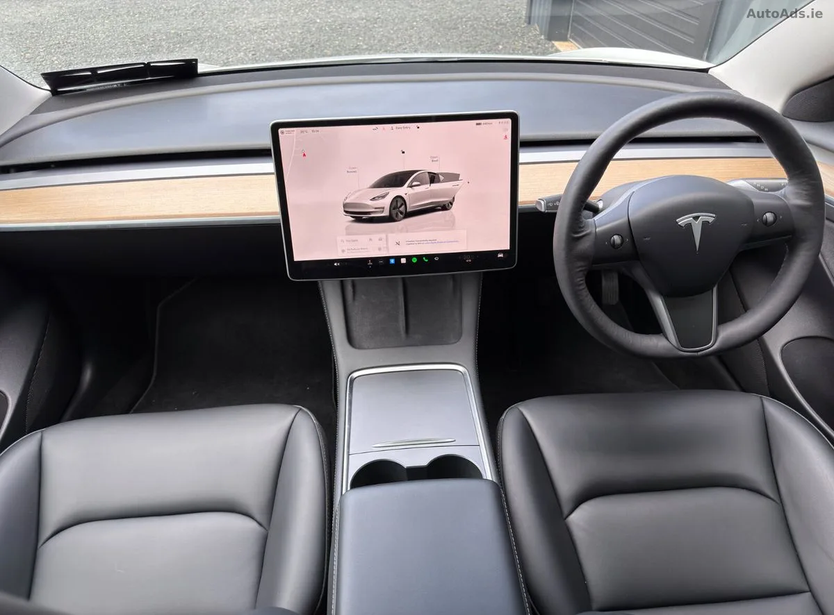 2023 Tesla Model 3 – photo 11