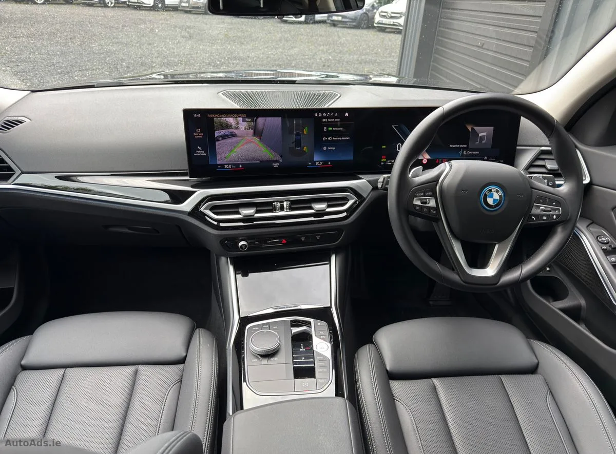 2022 BMW 3-Series – photo 15