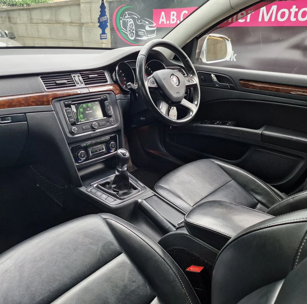 2015 Skoda Superb – photo 9
