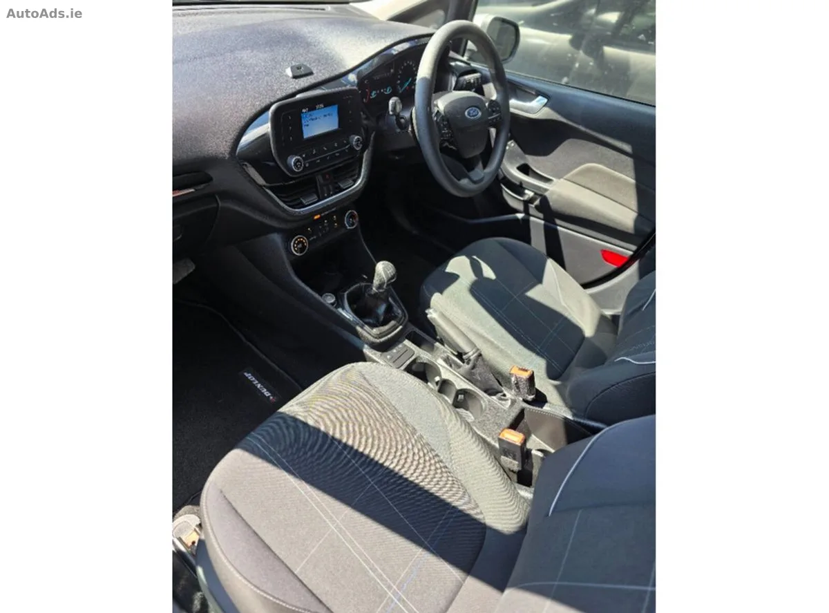 2018 Ford Fiesta – photo 10