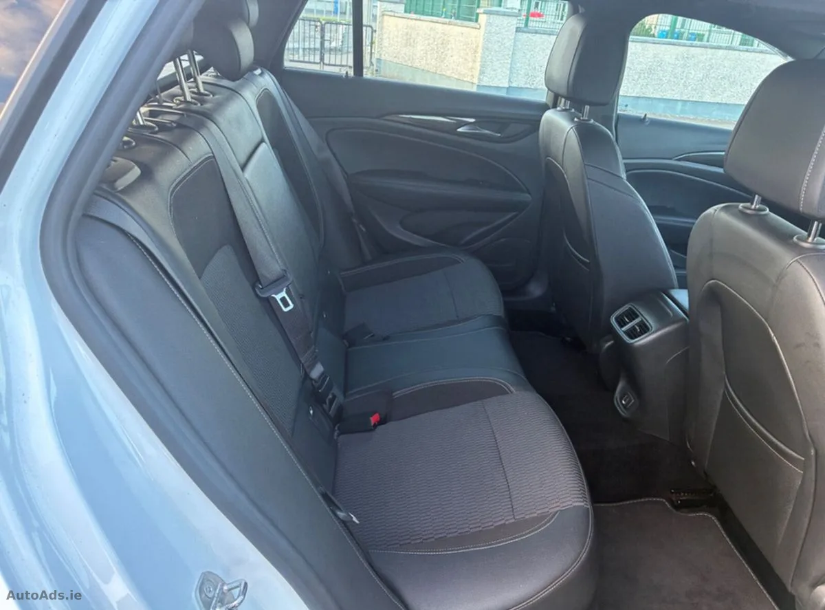 2019 Vauxhall Insignia – photo 8